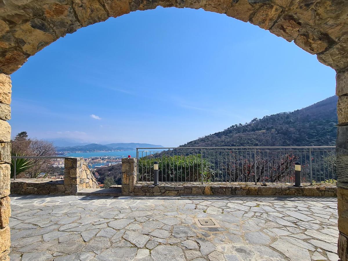 Agriturismo La Pietra 1 E La Pietra 2 Ла-Спеція Екстер'єр фото